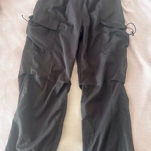 Fashion Nova Black Women's adjustable Cargo Pants